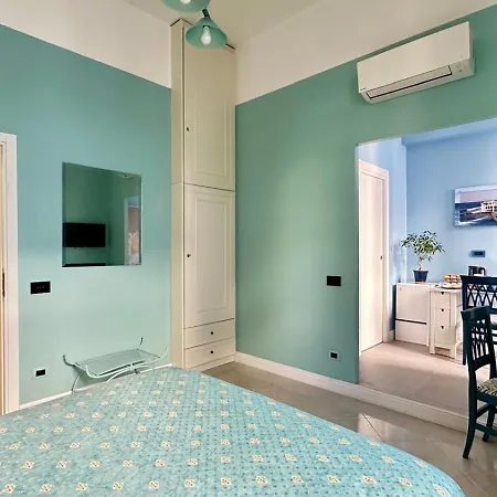 A Casa Di Mariecloude Naples