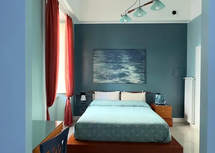 A Casa Di Mariecloude 4* ナポリ