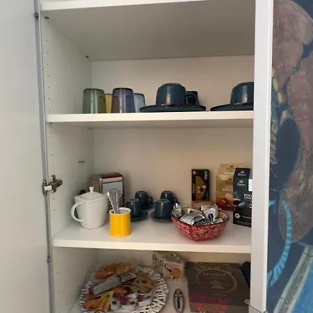 Frühstückspension A Casa Di Mariecloude Neapel