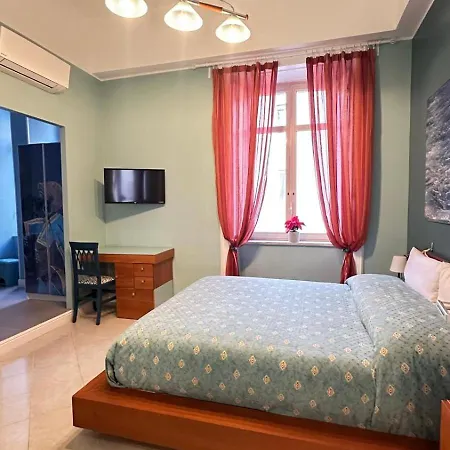 Bed and breakfast A Casa Di Mariecloude Nápoles